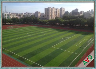 中国 サッカー競技場の人工的な草地の緑+青リンゴ色のPEの単繊維 販売のため