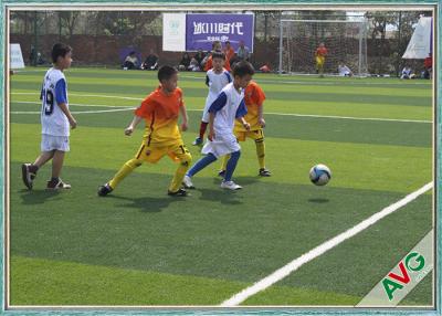 China Abrasão boa do anti relvado artificial UV do futebol interno da grama do futebol resistente à venda