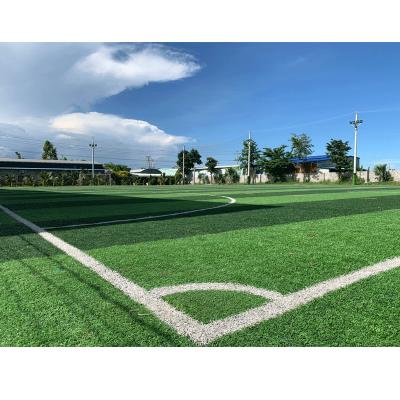 China 40mm Tender Green Artificial Grass Roll For Football Pitch for sale