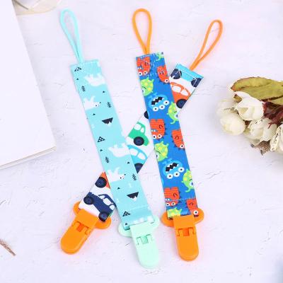 中国 Macrame Pacifier Chain Clip Leather Beads Baby Pacifier Clip Length 35cm 販売のため