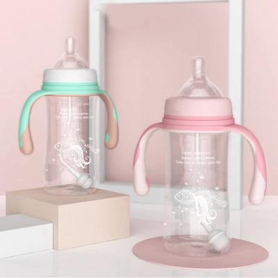 China PP Material Sipper Feeding Bottle With Handle BPA Free Infant Training à venda