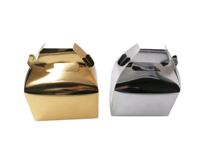 Chine La coutume de papier de boîte-cadeau d'emballage d'or a imprimé Logo Luxury Cardboard Boxes à vendre