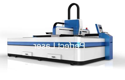 China Máquina de corte de tubo de metal a laser de fibra em grande escala 800 W / cortador a laser de alumínio à venda