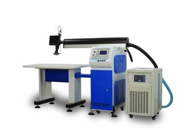 Chine machine de soudure laser de lettre de la Manche 400w/soudeuse laser de recouvrement de tache à vendre