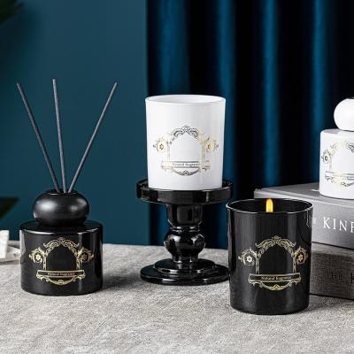 China Black White Bottle Jar Natural Fragrance Scent Candles Reed Diffuser Gift Set for sale
