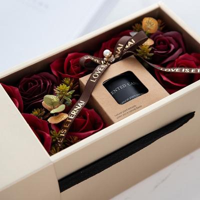China 2023 Immortal Flower Aromatherapy Candle Gift Box Valentine's Day Mother's Day Gift Birthday Gift Rose Dried Flower Bouq for sale