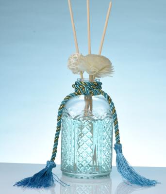 China Reed Diffuser Room Perfume natural feito sob encomenda 200ml com a decoração falsificada das flores à venda