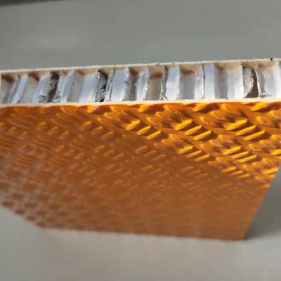 中国 高力ガラス繊維のヨットのデッキのためのアルミニウム蜜蜂の巣のパネル 販売のため