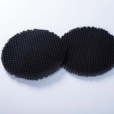China 3003 Lâmpadas de núcleo de grelha de honeycomb de alumínio preto utilizadas em semáforos à venda