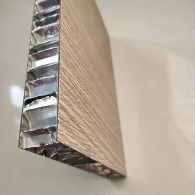 China ISO9001 750x1150mm HPL Honeycomb Panel 4mm 6mm Side Length for sale