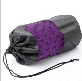 China toalla de yoga púrpura con bolsa de malla para yoga en venta
