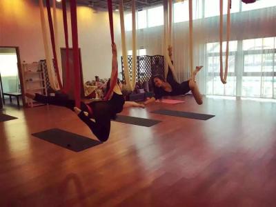中国 Virson- High quality yoga swing Great Tool for Stretching! Antigravity for Pressure Relief 販売のため