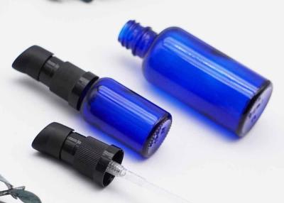 中国 精油の点滴器がローション ポンプをびん詰めにするシリンダーは青く明確な色を越える 販売のため