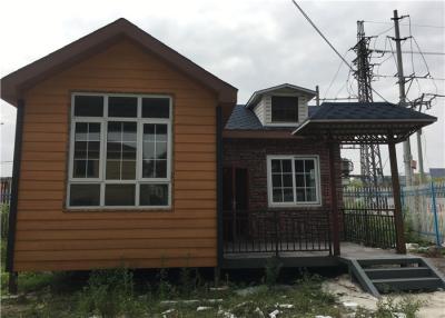 China Casa de aço da casa pré-fabricada de pouco peso da parede da placa do cimento 56㎡ com telha do asfalto à venda