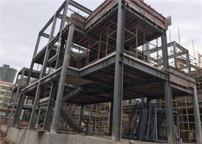 China Hogares prefabricados de acero de la estructura de acero del chalet de la sección de H con el tablero del cemento en venta