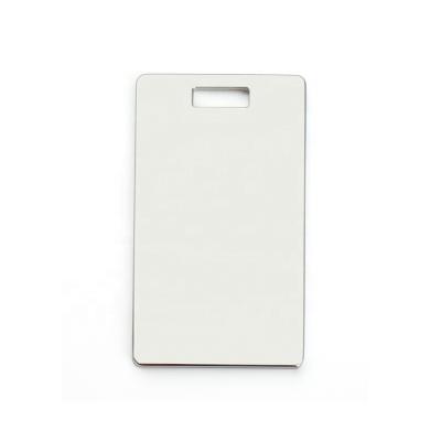 China Eco-friendly Zinc Alloy Nickel Plated Metal Hang Tag for Handbags User-Friendly Design for sale