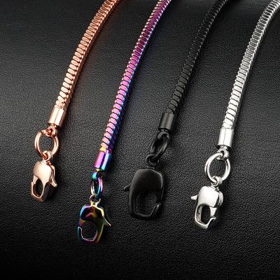 中国 Rainbow Metal Part Handle Colorful Brass Snake Chain Strap for Customized Handbag 販売のため