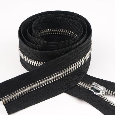 China Jacket Zipper Metal Silver Teeth Metal Zipper Strip for Leather Bags Metal Type Brass for sale
