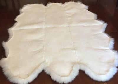 Chine Peaux molles du blanc six de la fourrure 6P de vrai de peau de mouton de couverture d'extra large de peau de mouton tapis de région à vendre