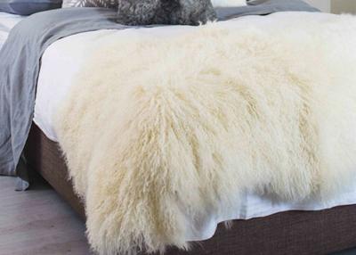 China Curly Hair Extra Large Mongolian Sheepskin Rug With Natural Tibet Lamb Skin for sale