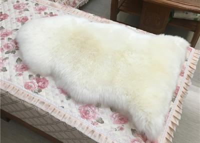 China Real Sheepskin Rug Single Pelt Off White Color Supply Samples 90*60cm Eco-friendly for sale