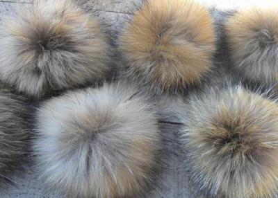China El cuello de la piel del mapache de la tela de satén modificó color/el tamaño para requisitos particulares para los accesorios de Karpa de la chaqueta en venta