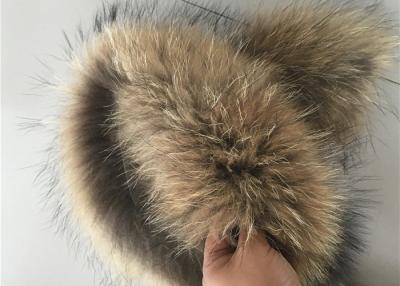 China Windproof Real Fur Coat Collar , Genuine Toddler Fur Collar With Satin Lining for sale