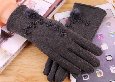 China Micro Velvet Womens Fleece Gloves , Soft Smatouch Gloves With Fur Lining for sale