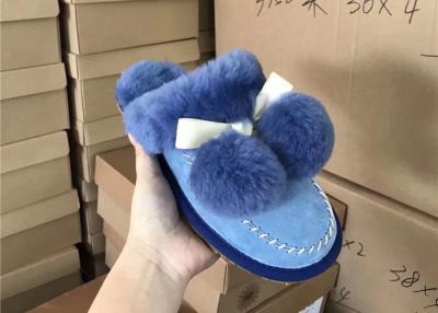China Luxurious Dyed Women's Merino Fluffy Sheep Wool Slippers , Ladies Sheepskin Slippers for sale