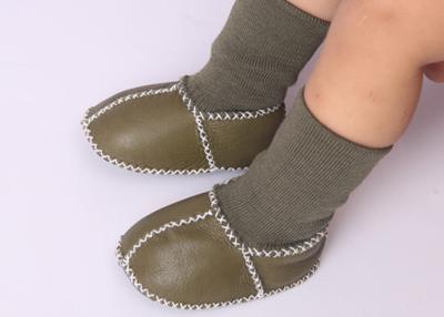 China Zapatos de bebé dobles de la zalea de la cara en venta
