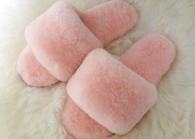 China Natural Sheepskin Home Slippers Fashion Winter Women Indoor Lambswool Slippers for sale