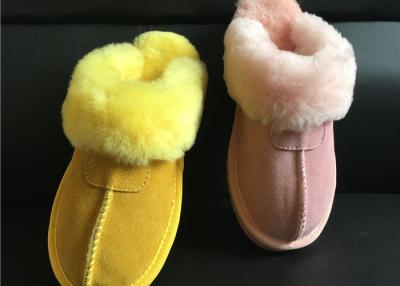 Cina Pantofole della Camera della pelle di pecora della pelle scamosciata della mucca delle donne di inverno delle pantofole della pelle di pecora della pelle scamosciata di Tan in vendita