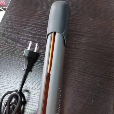 China Hair Straightener Silicone Protective Covers Portable Black Color for sale