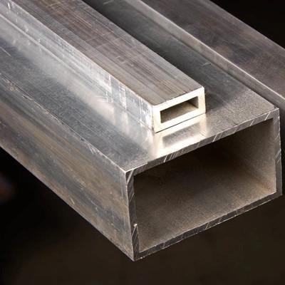 China VAGOS rectangulares de acero inoxidables 2B NO.1 del tubo 301 de la sección del hueco de SS201 301L en venta