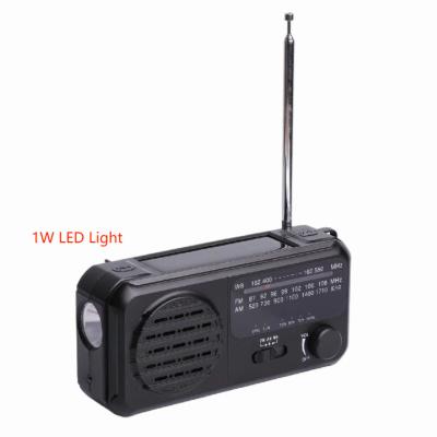 China Portable Solar Powered Hand Crank Radio Outdoor Emergency 2800mAh With Light for sale