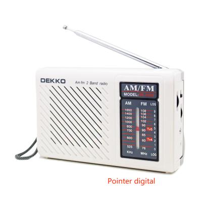 China Partner Desktop AM FM Radio R20 battery 2 Way 8Ω With Lanyard for sale