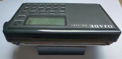 Китай Радио Multi диапазона перезаряжаемые с рабочим столом Bluetooth небольшим с будильником продается