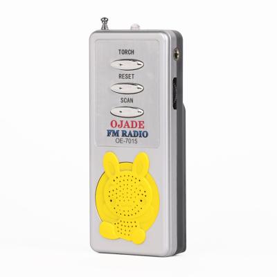中国 88-108 MHz FM Frequency Range Handheld FM Auto Scan Radio with Lasting Antenna 販売のため