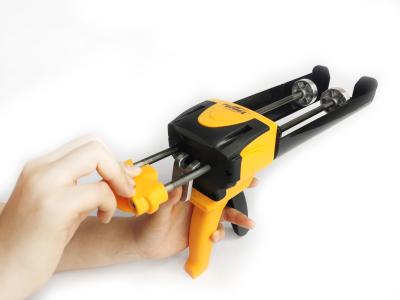 China Power Saving Manual Caulking Gun Easy Grouting Tools Steel And ABS Material for sale