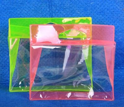 China EN71 Die Cut PEVA Storage Bags Handle Plastic Travel Bag For Toiletries ISO9001 for sale