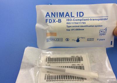 China Pet / Cat / Dog ISO Transponder Microchip Identification With 3 Stickers for sale