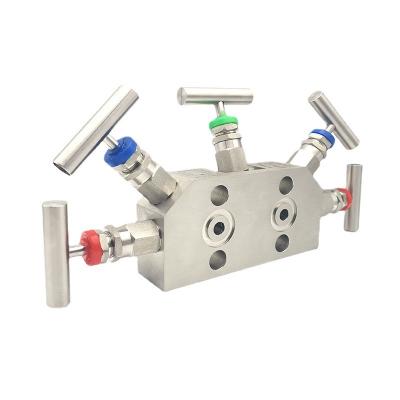 China 1/2 NPT Pressure Transmitter Manifold DPT Direct Mounting 5 Valve for sale