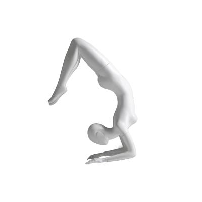 China Matte White Female Sports Mannequin For Yoga Movement Fiber Glass for sale