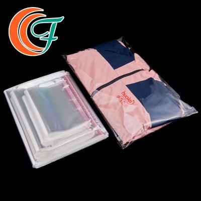 中国 Custom Clear Plastic Shirt Bag Clear And Self Sealing Adhesive OPP Plastic Poly Bags 販売のため