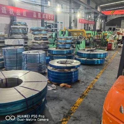 Chine épaisseur de bande de bande d'acier inoxydable de 201J1 201J2 201J3 201J4 0,3 - 1.0mm pour la bande de emballage à vendre