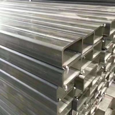 China Handrail Structure Application 304 Stainless Steel Sqaure Pipe Rectangle Pipe Tube in 6m Length Bright Polishing for sale