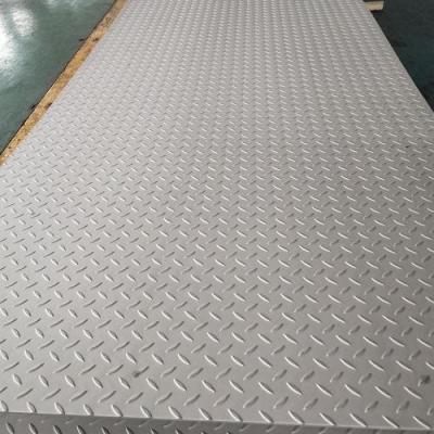 China 304 Stainless Steel Checkered Plate Rice Patteren Anti-Slip Stainless Sheets for sale