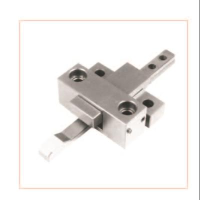 Chine Mold Locking Device Precision Latch Locking Unit Plastic Mold Locking Accessory à vendre