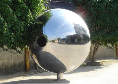 Chine Boules décoratives extérieures polies d'acier inoxydable de sculpture en métal pour la décoration de yard à vendre