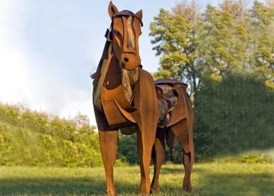 China Life Size Metal Horse Sculpture / Metal Horse Garden Sculpture Rusty Finishing for sale
